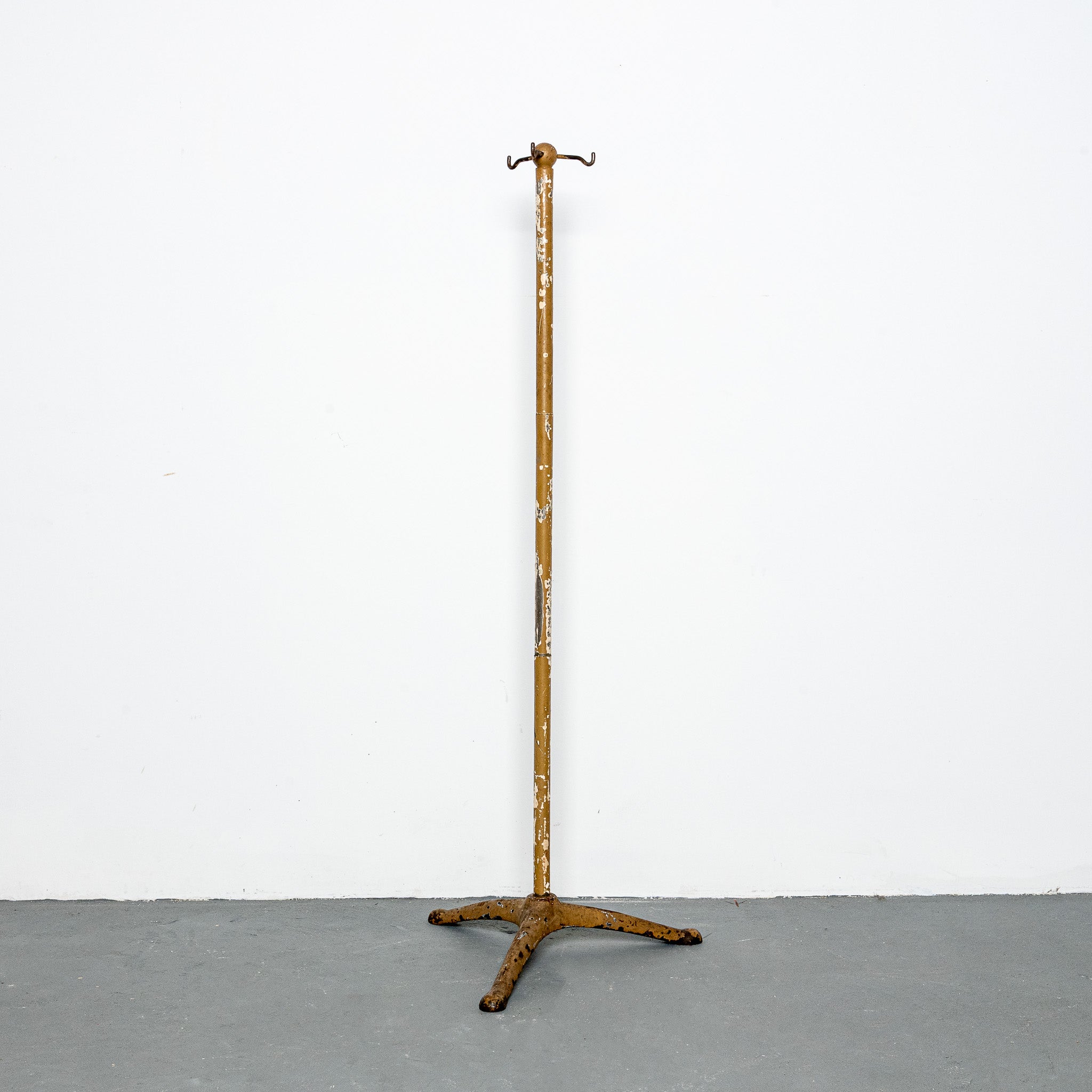 early 20th century French towel stand