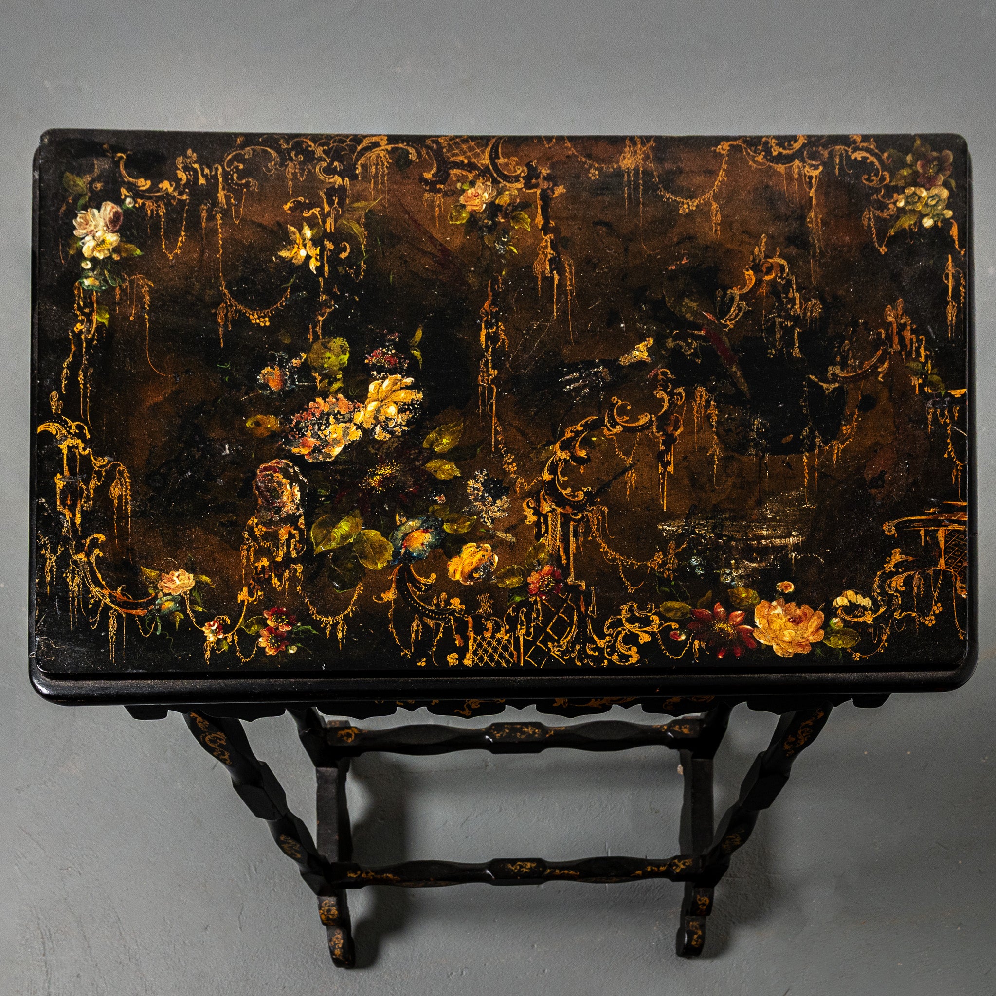 19TH-CENTURY ENGLISH FAUX JAPANESE SIDE TABLE