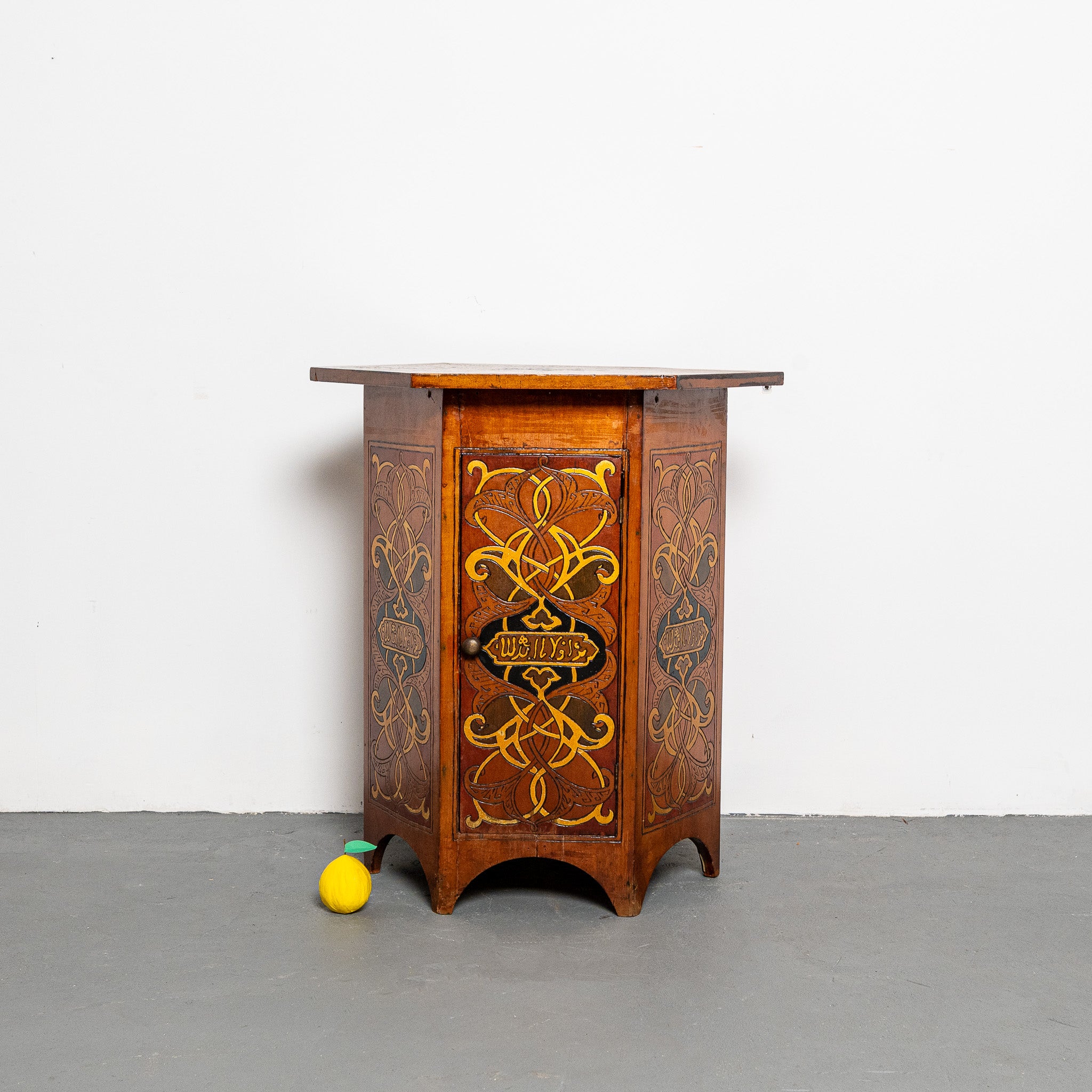 Early 20th century American Art Deco smoking cabinet sidetable