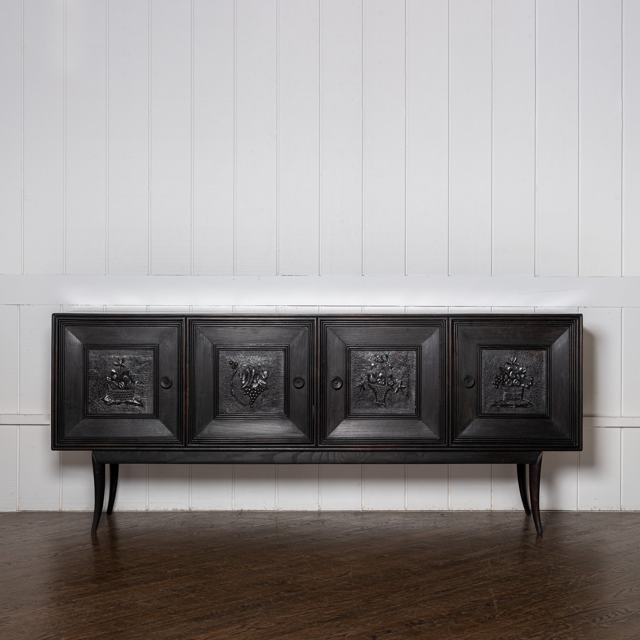 Early 20th century Itlain carved and ebonized console