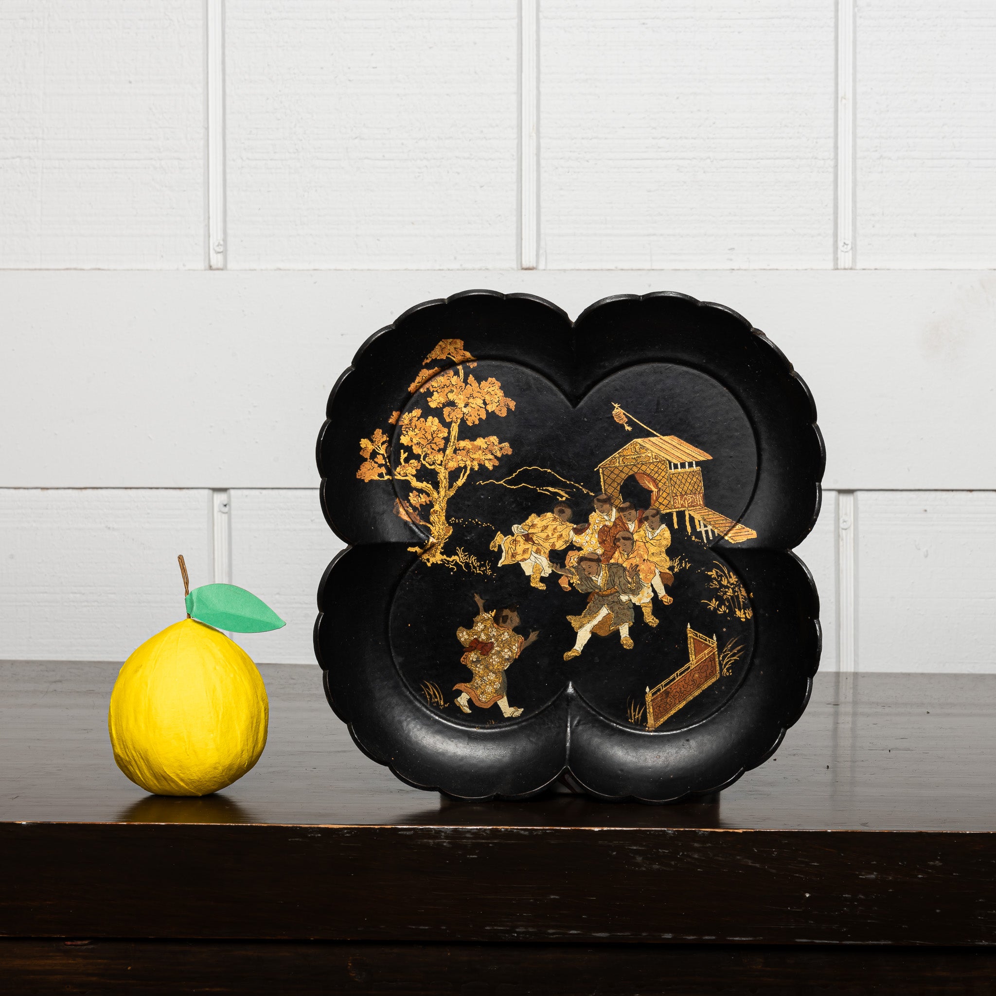 French Chinoiserie Papier-Mâché Decorative Tray
