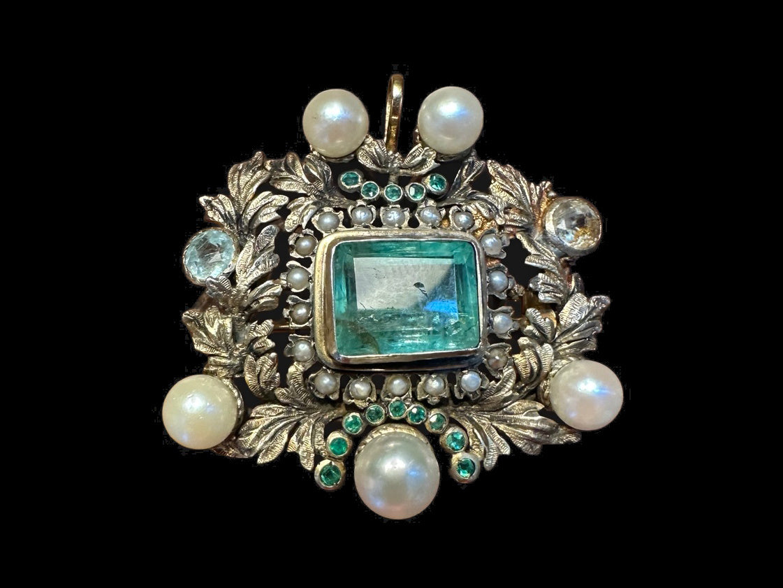 ANTIQUE AUSTRO HUNGARIAN EMERALD, TOPAZ & PEARL BROOCH / PENDANT — front view