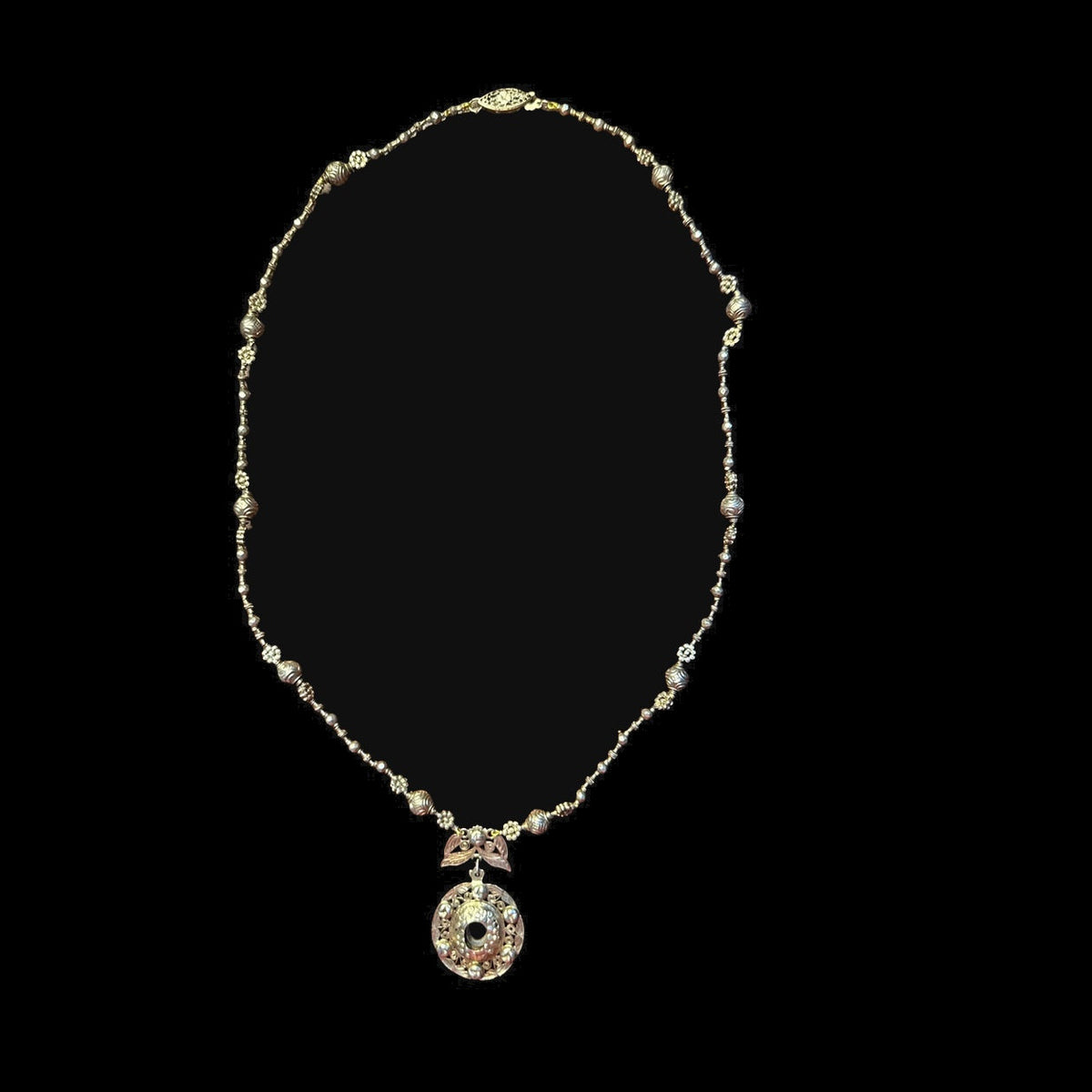 19TH CENTURY SILVER GILT RELIQUARY NECKLACE — detail view